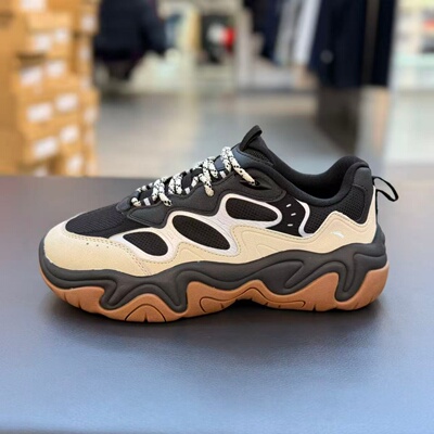 安踏流萤柔软舒适男老爹鞋