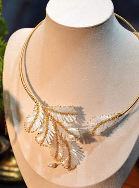 原创设计锁骨链女设计感小众羽毛轻奢项圈新中式项链马面裙配饰