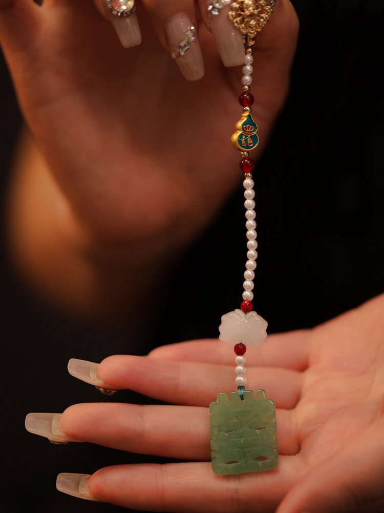 골동품 펜던트 HANFU 플래킷 고급 옥 치파오 버클 액세서리 중국 술 펜던트 여성용 브로치