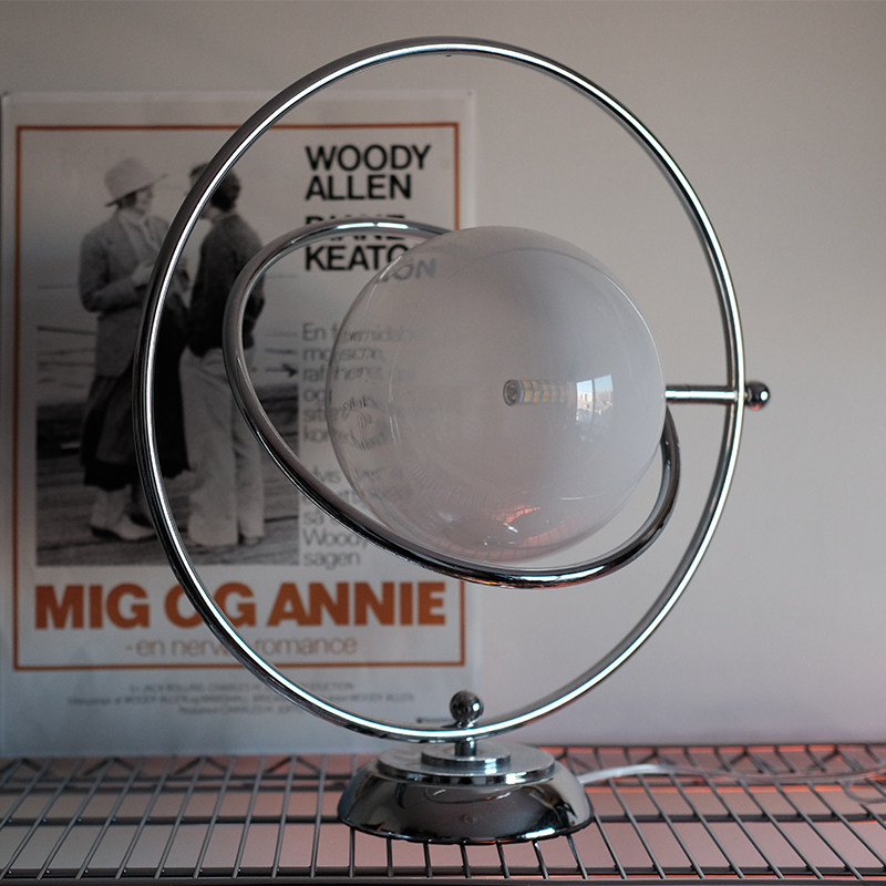 太空时代台灯小红书爆款