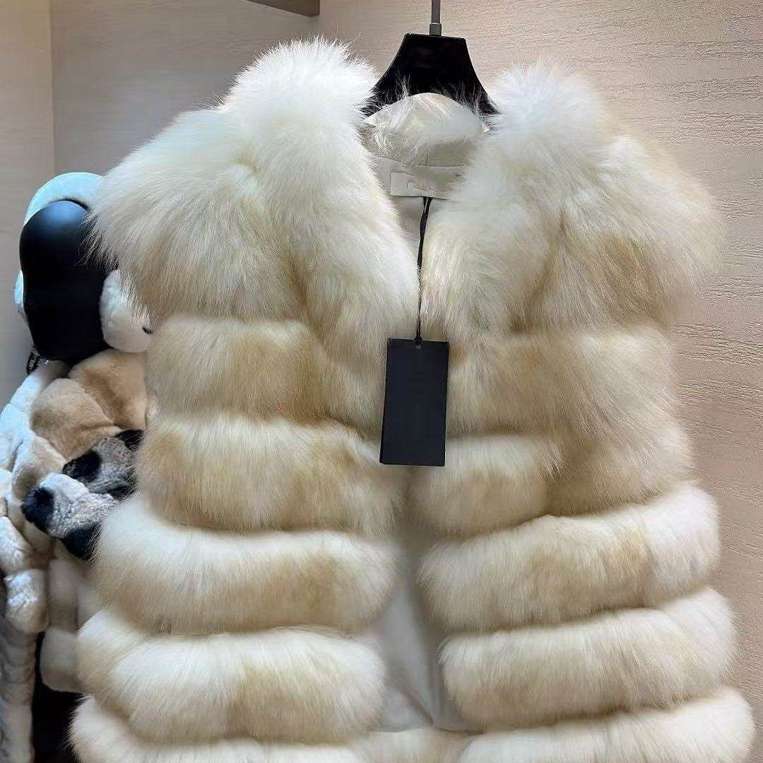 好漂亮温柔风翻领皮草短外套女保暖毛绒廓形百搭显瘦2025年时尚潮
