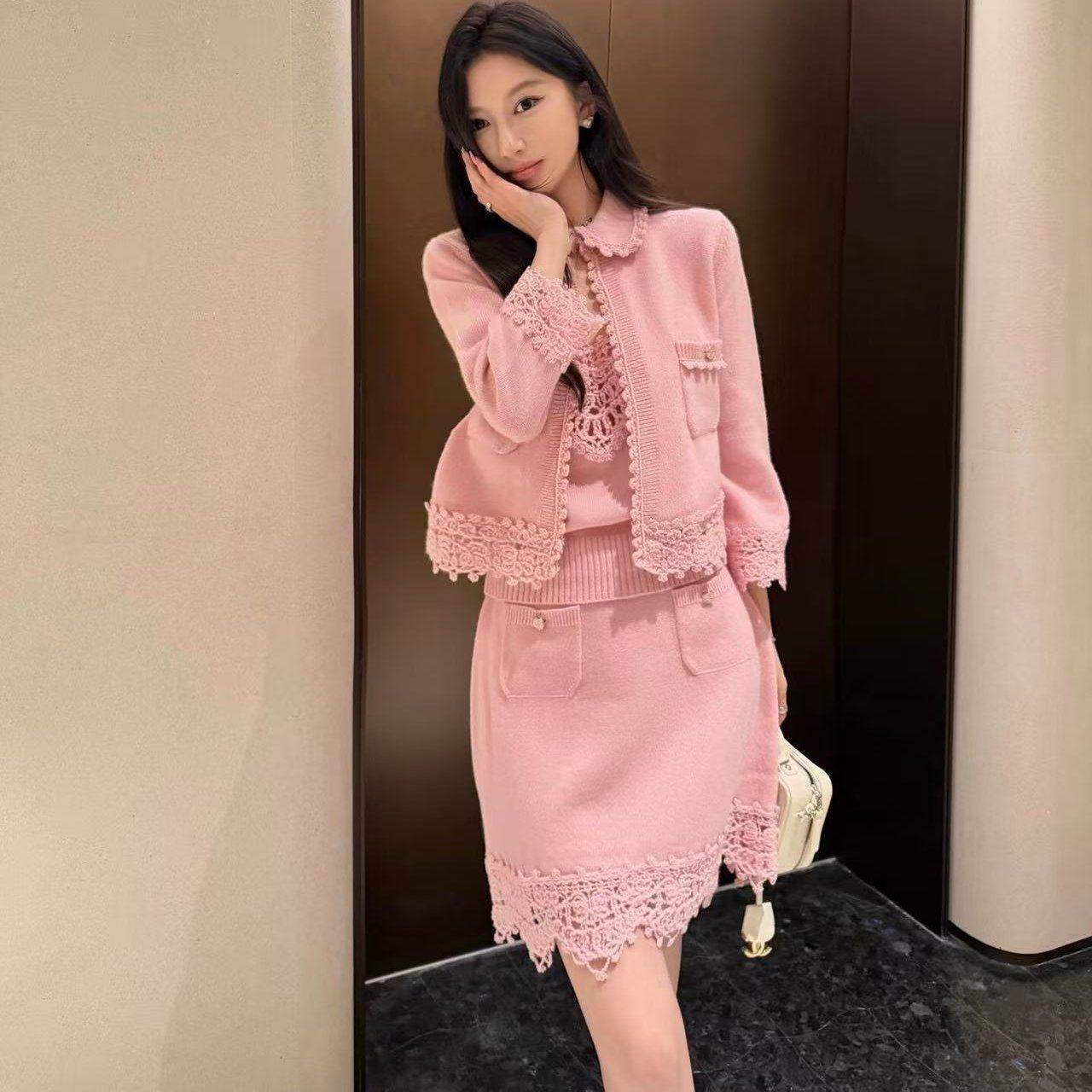 好漂亮好漂亮粉色花边针织开衫外套女2025年冬季新款短上衣名媛潮