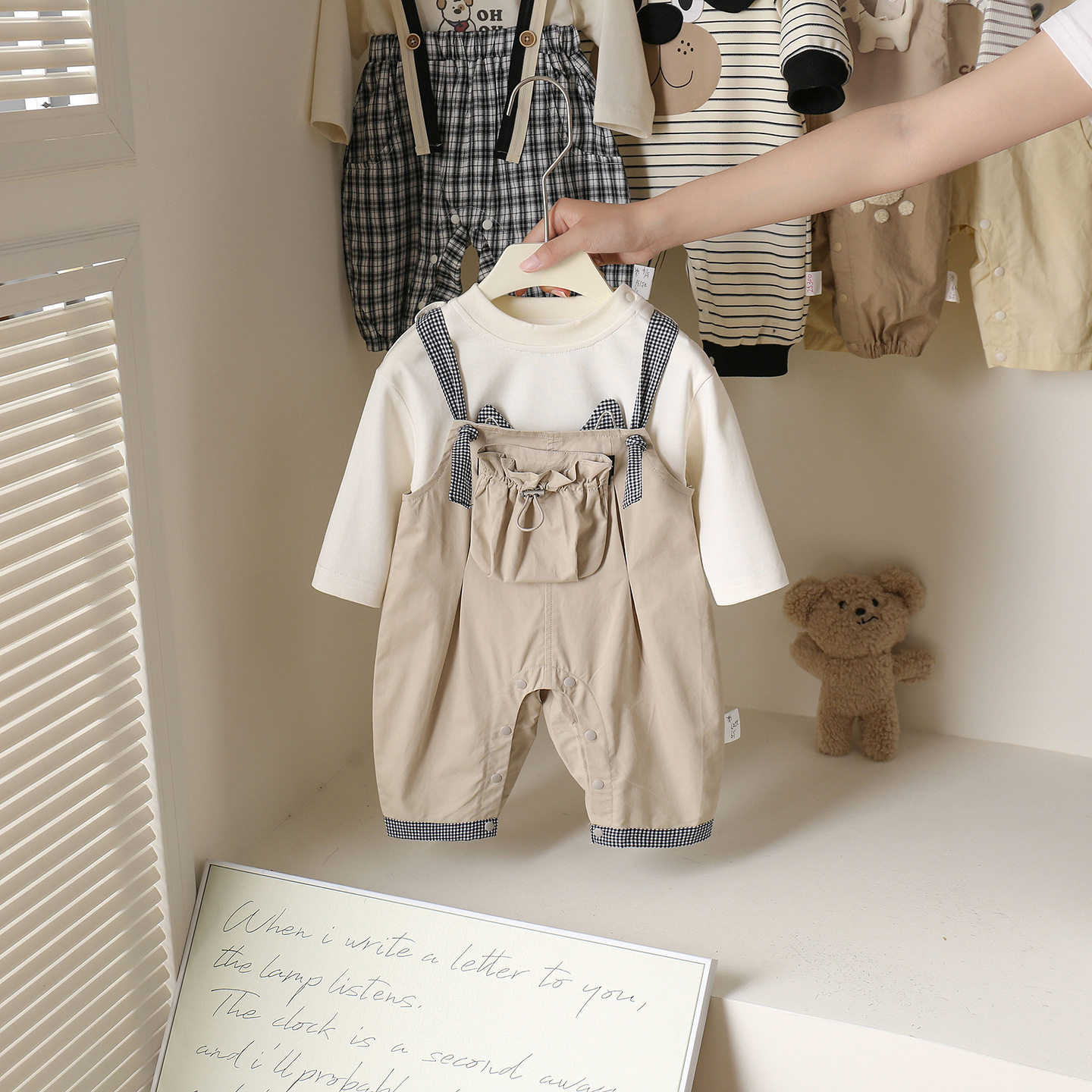 婴儿韩系春秋衣服女宝宝洋气长袖T恤衫背带裤两件套儿童外出套装,童装/婴儿装/亲子装,套装,淘宝优惠券,粉丝福利购,淘宝优惠卷