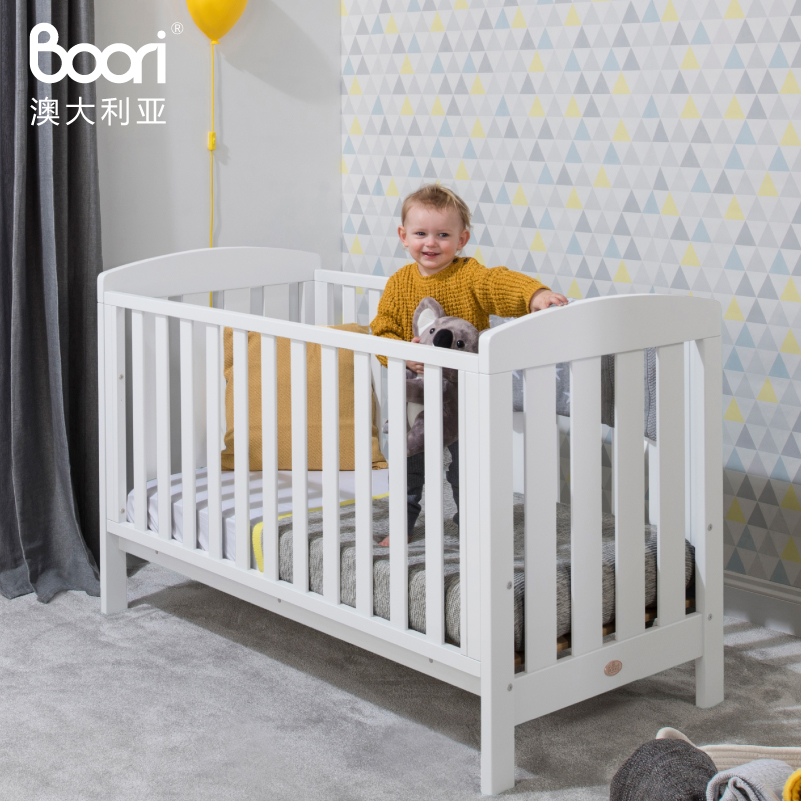 BOORI实木婴儿床多功能新生