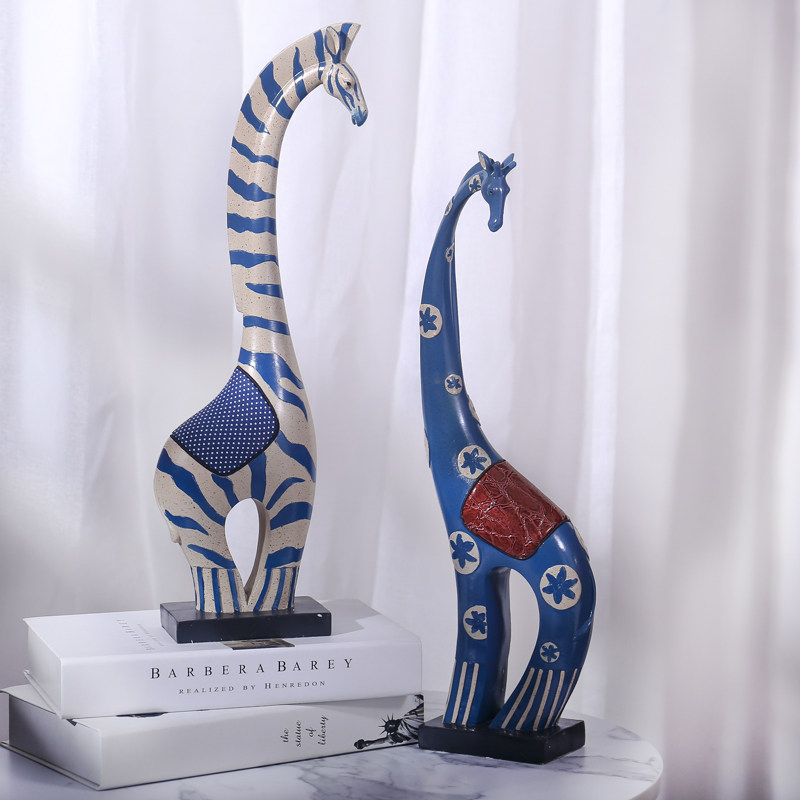 客厅居家装饰品时尚摆件现代简约象马新房玄关电视柜树脂工艺礼品