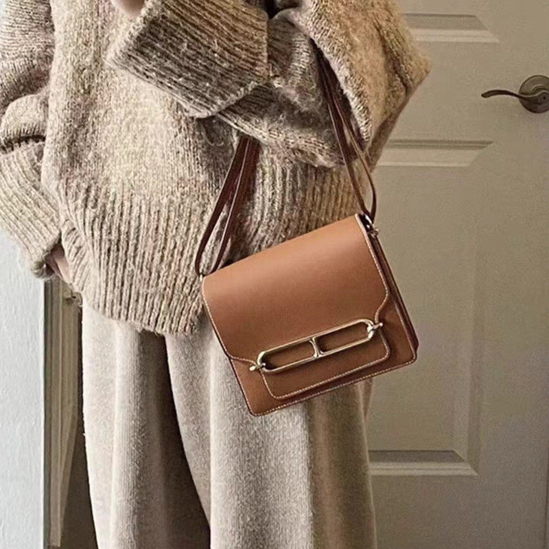 猪鼻子豆腐包2025款女包荔枝纹牛皮时尚单肩斜跨手提康康包小方包,箱包皮具/热销女包/男包,通用款女包,淘宝优惠券,粉丝福利购,淘宝优惠卷