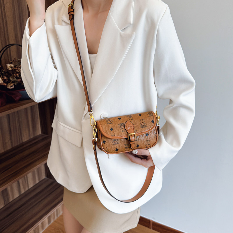 超火迷你斜挎小包包女式2026新款高端春夏巨好看的轻奢小众高级感