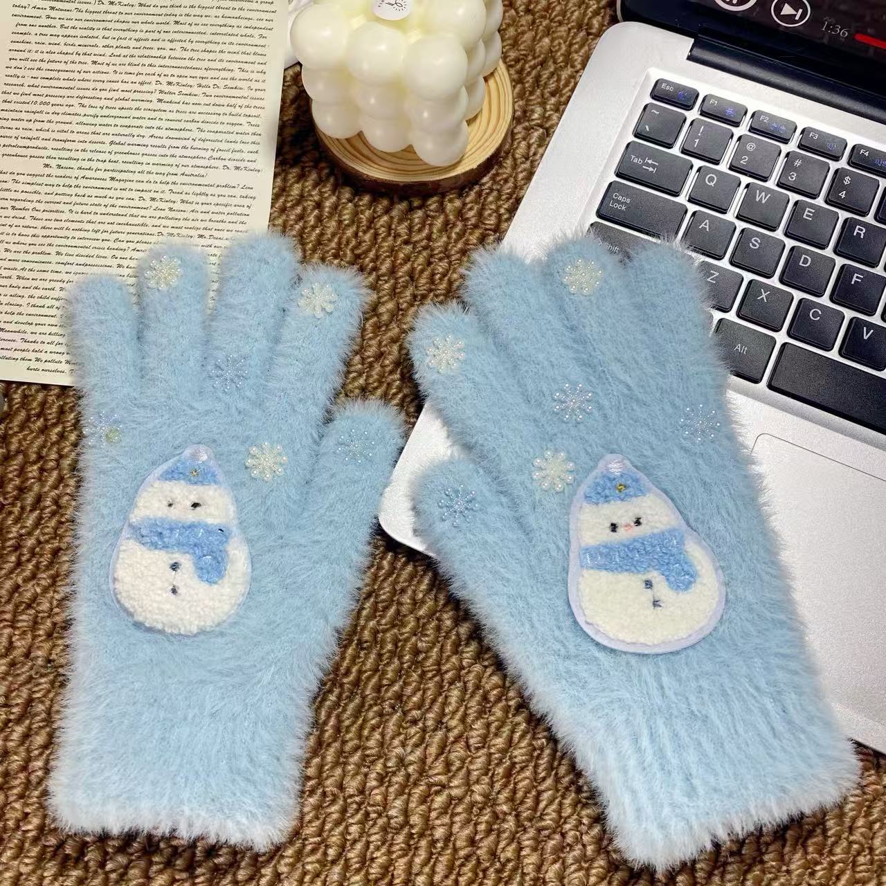 爆款雪花雪人手套初雪冬季女水貂毛学生可爱保暖分指骑行防风防寒