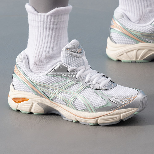ASICS亚瑟士拼接撞色耐磨休闲鞋