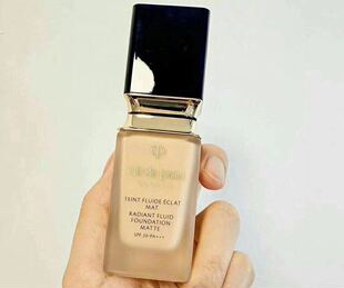 日版CPB肌肤之钥哑光轻薄粉底液35ml雾面哑光粉霜持久不脱妆