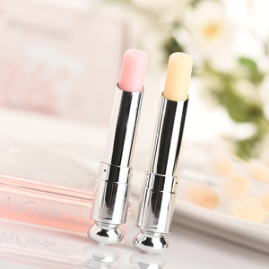 水果味无色润唇膏