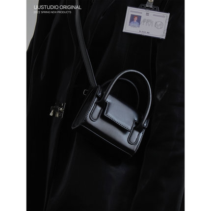 uustudio小众设计气质感包包女2022简约自制迷你斜挎耳机口红包潮