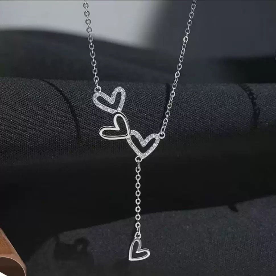 S925纯银爱心流苏项链女2025年新款爆款轻奢小众设计锁骨链颈链