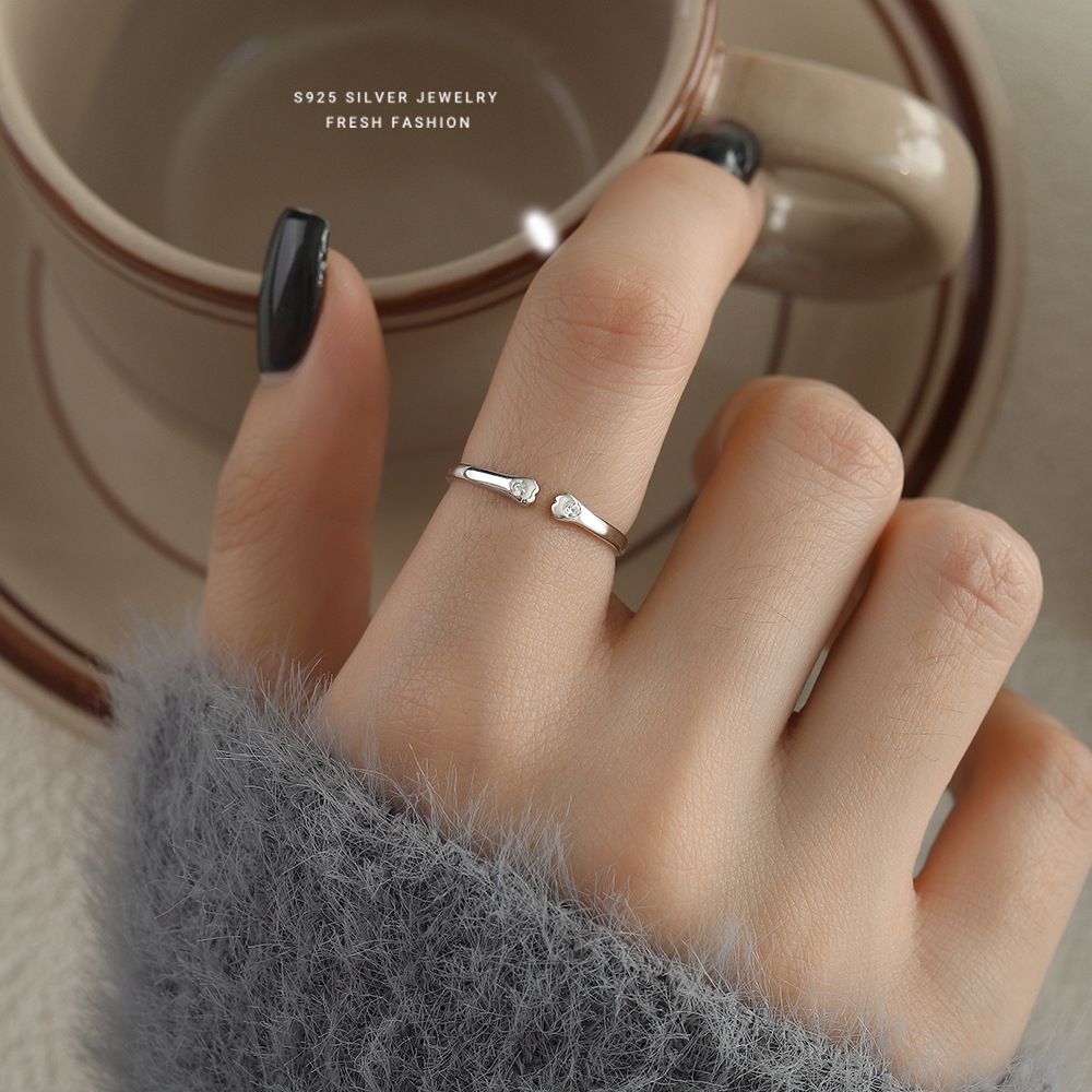 可爱猫爪拥抱镶闪钻戒指女s925纯银简约素圈开口指环小清新食指戒