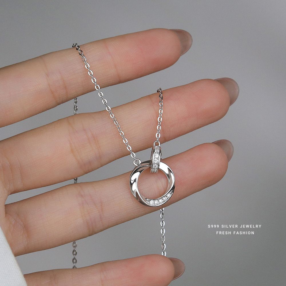 莫比乌斯项链女s999纯银环环相扣几何闪钻吊坠轻奢简约足银锁骨链