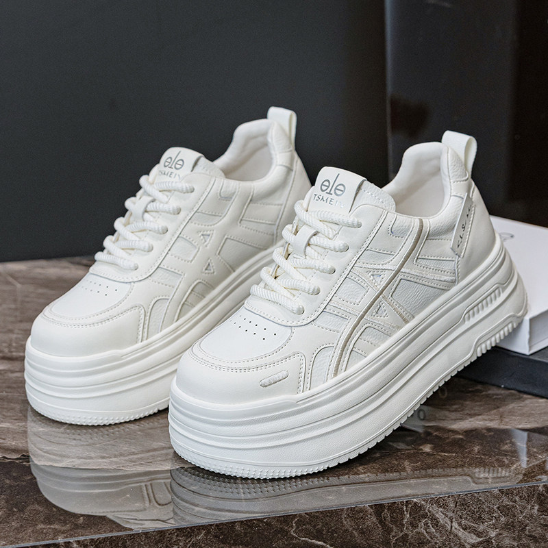 真皮大码女鞋41-43厚底增高小白鞋春新款运动休闲鞋百搭舒适板鞋