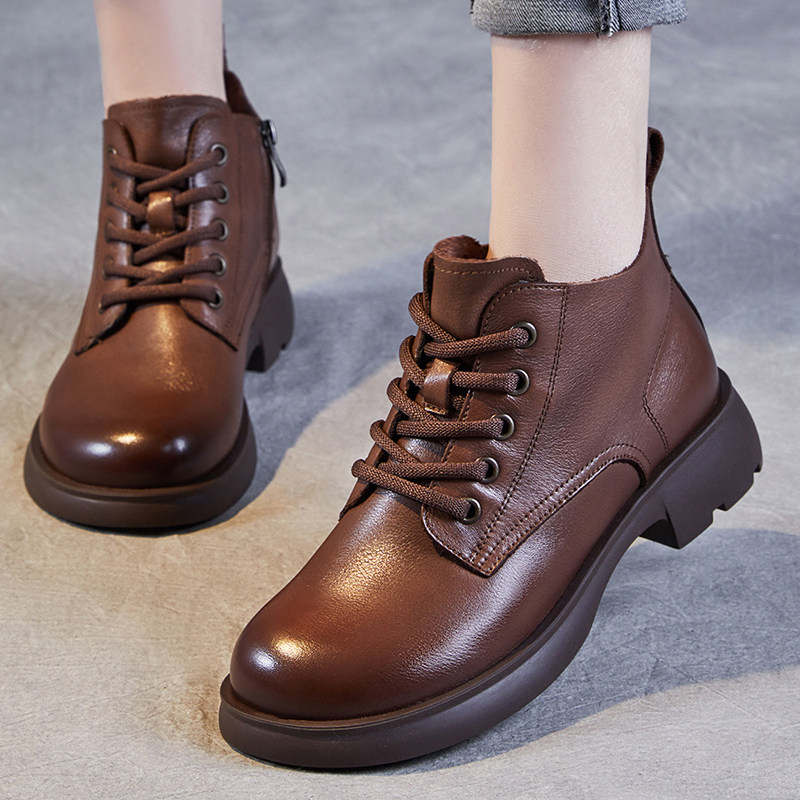 头层牛皮大码女鞋41英伦风真皮马丁靴秋冬季保暖系带加绒短靴单靴