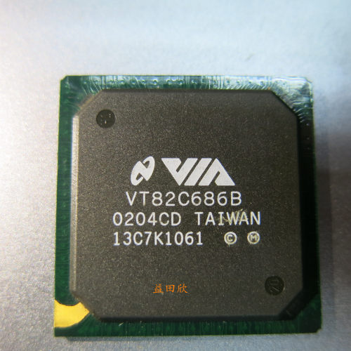 正品 VT82C686B CD  CE VT82C686