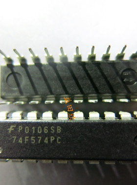 正品  74F574PC 74F574 DIP20