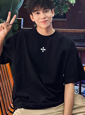 ESSENTLAIS FOGESS2025短袖t恤男女美式十字架青少年百搭简约半袖