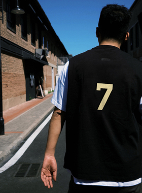 ESSENTLAIS FOGESS2025坎袖背心男夏美式马甲叠穿植绒7字无袖上衣