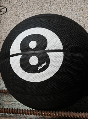 NICEID NICE 黑8室内外篮球7号标准水泥地吸湿耐磨比赛训练专用球