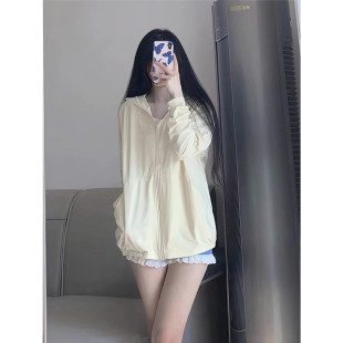 奶黄色冰丝防晒外套女夏季 凉感透气百搭休闲遮阳宽松显瘦连帽上衣