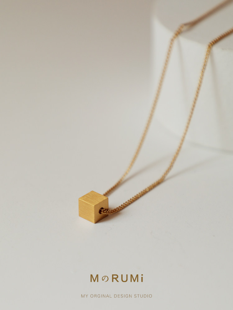 超级立方体原创轻奢质感 拉丝工艺设计 简约时尚百搭正方形项链女