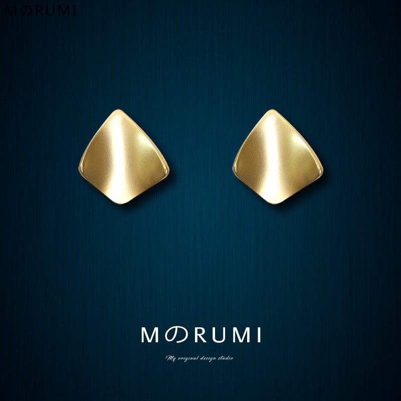 耳环哑光弯曲拉丝金属磨砂质感