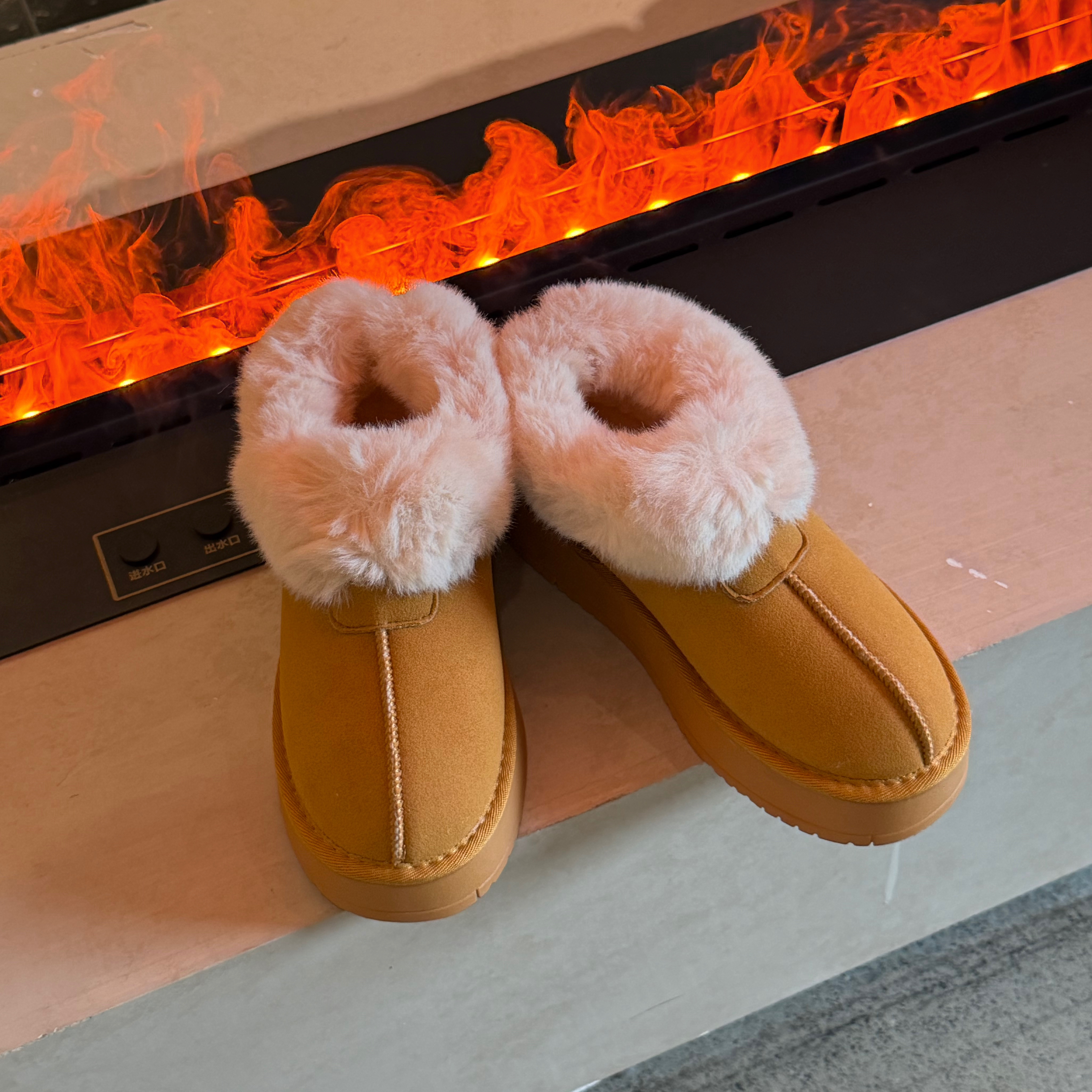 自在小个子甜甜圈7cm内增高厚底雪地靴女冬季新款防滑加绒加厚