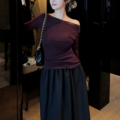 自在小个子一字领暗夜紫心机露肩纯色打底长袖针织衫羊毛上衣女