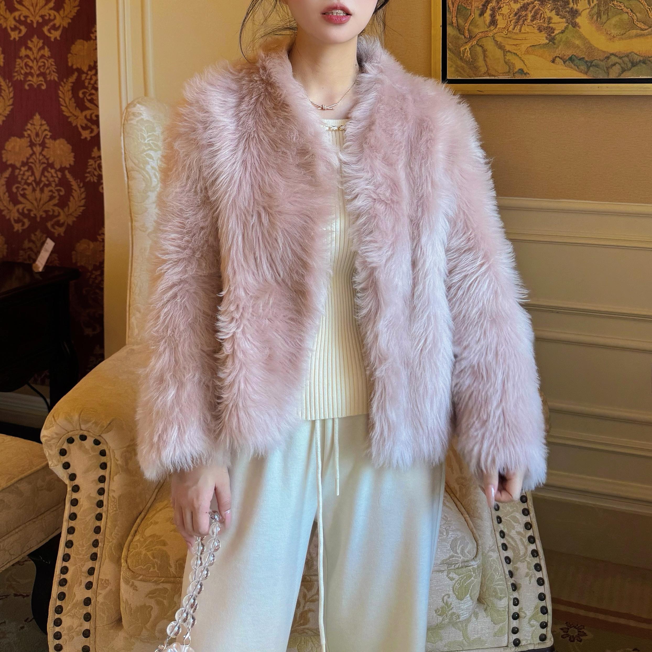 小个子粉色短款托斯卡纳皮草外套