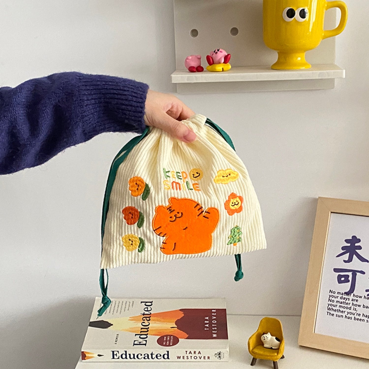 佑木包袋可爱小老虎刺绣贴布灯芯绒抽绳束口收纳袋手拿包化妆包女,箱包皮具/热销女包/男包,手拿包,淘宝优惠券,粉丝福利购,淘宝优惠卷