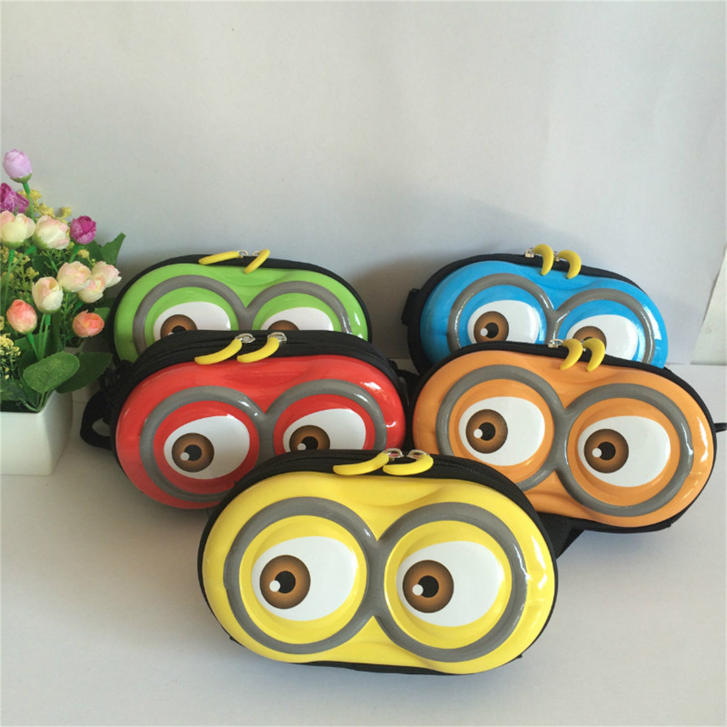 佑木包袋 EVA材质卡通大眼睛硬壳包斜挎单肩手提手机小包拉链笔袋