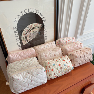 佑木包袋清新绗缝手拿化妆包少女大容量学生拉链文具袋长方形笔袋