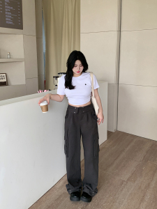 大码春夏新款美式复古小众设计感翻折高腰工装裤胖mm辣妹休闲长裤