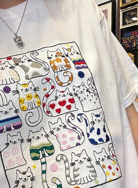 重工猫猫刺绣卡通圆领T恤