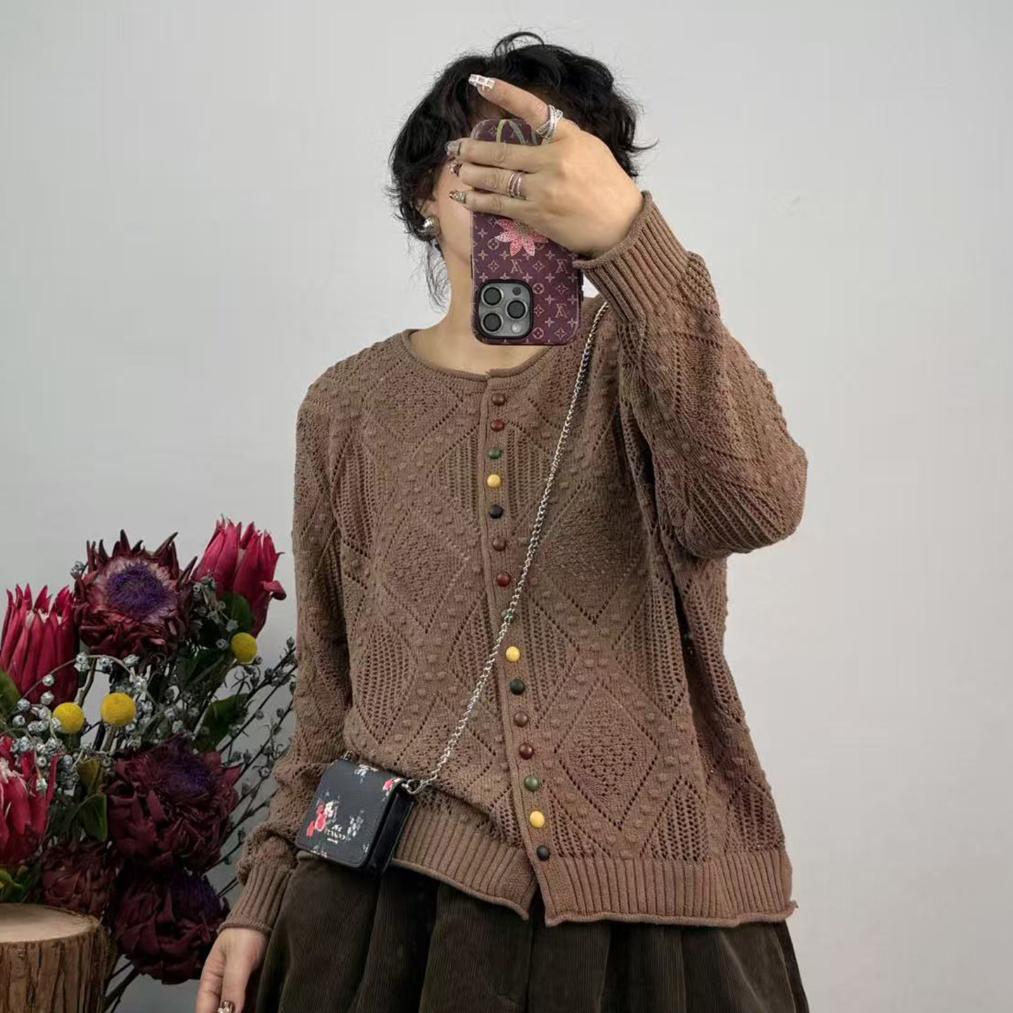 秋季新款菱形彩扣圆领纯棉针织衫镂空休闲时尚百搭显瘦开衫外套女