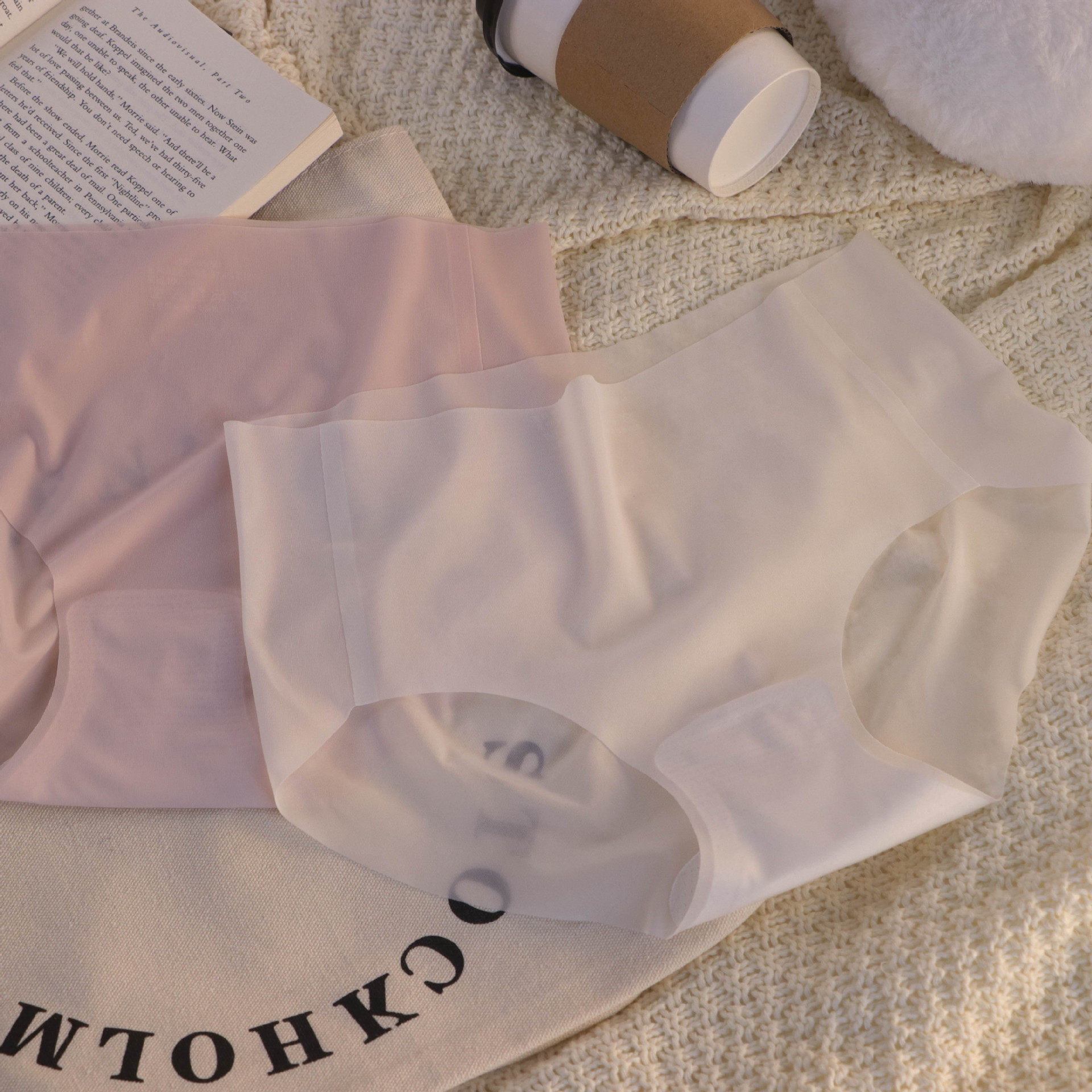 冰丝裸感速干无痕内裤女士夏季超薄面膜裤3D蜜桃臀健身瑜伽三角裤,女士内衣/男士内衣/家居服,女三角裤,淘宝优惠券,粉丝福利购,淘宝优惠卷