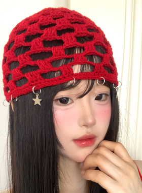 红色星星吊坠手工钩织镂空包头帽女夏旅游拍照透气显脸小套头帽子