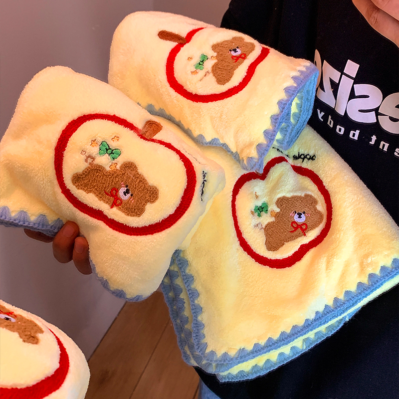 可爱奶黄小熊苹果珊瑚绒浴巾吸水