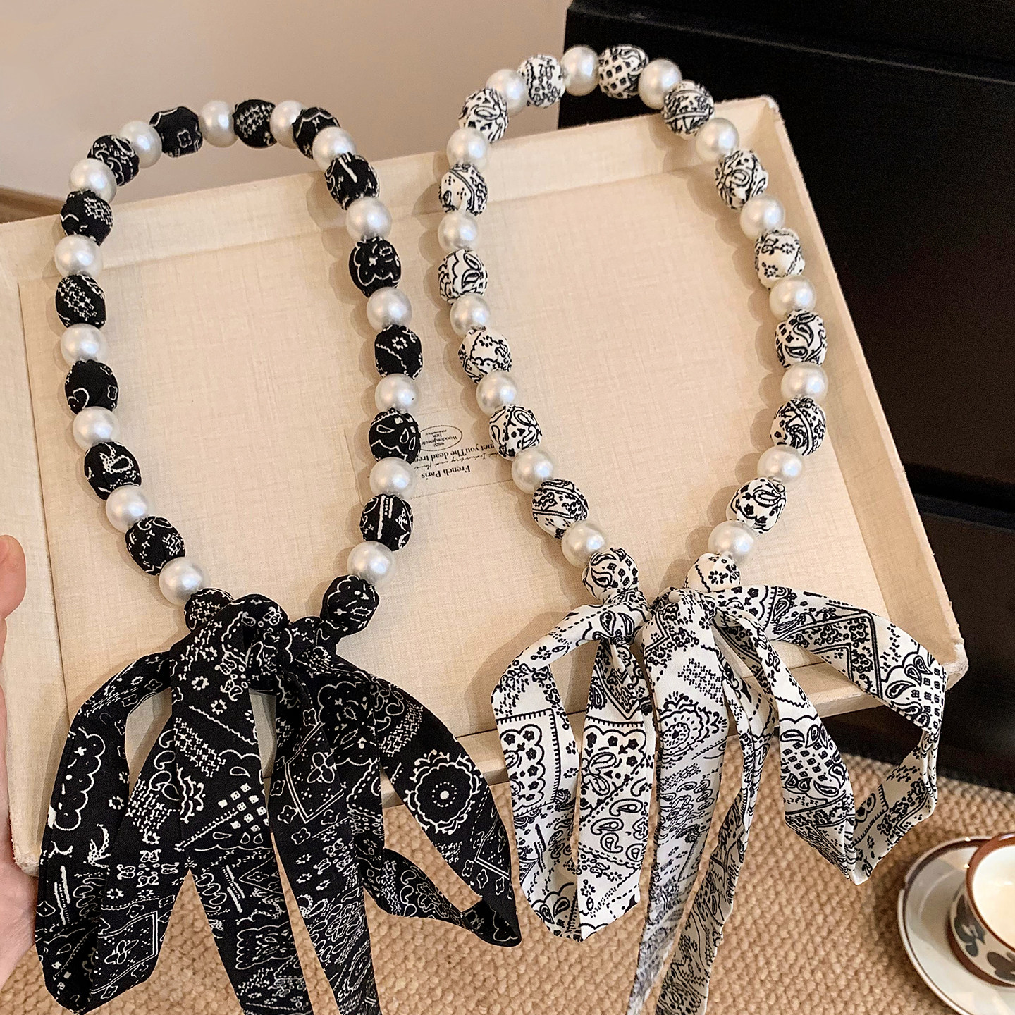 复古气质珍珠长条丝巾女系脖高级感围巾腰带装饰项链围脖配饰发带,服饰配件/皮带/帽子/围巾,围巾/丝巾/披肩,淘宝优惠券,粉丝福利购,淘宝优惠卷