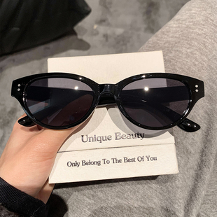 复古猫眼墨镜女高级感2026新款 显脸小防紫外线太阳眼镜方圆脸 时尚