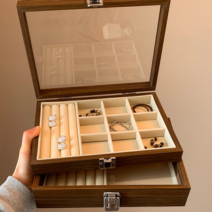 新款 胡桃木首饰盒女便携大容量手饰品戒指项链耳钉小型实木收纳盒