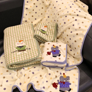 可爱卡通刺绣珊瑚绒浴巾女加厚吸水速干毛巾2026新款 学生宿舍家用