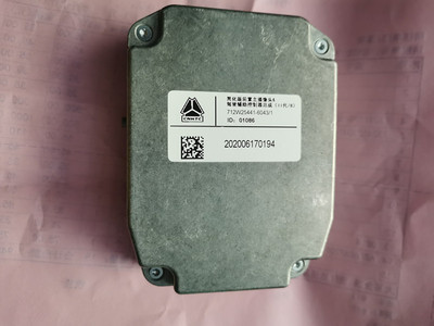 中国重汽汕德卡tx前置主摄像头