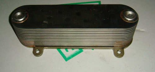 卡车豪沃机油散热器芯