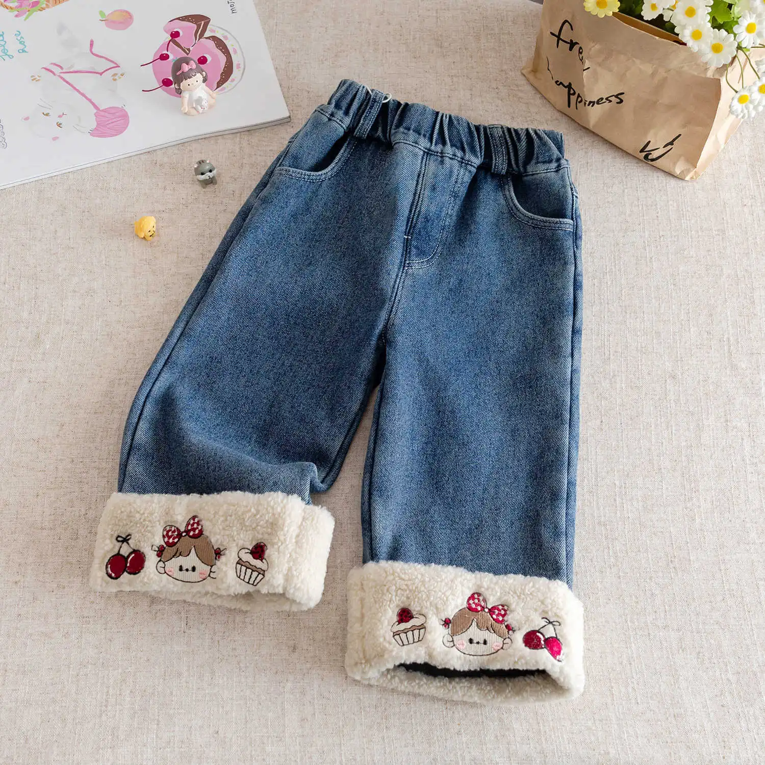 女童加绒牛仔裤秋冬款2025新款洋气宝宝直筒阔腿裤子冬季儿童长裤,童装/婴儿装/亲子装,儿童牛仔裤,淘宝优惠券,粉丝福利购,淘宝优惠卷