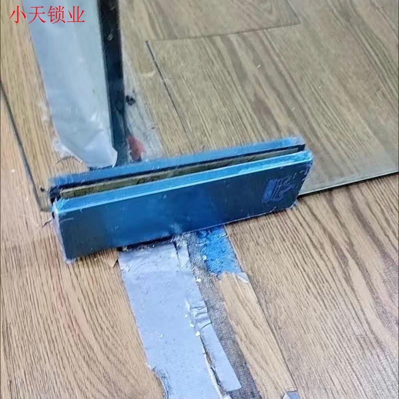 无框推拉门玻璃门夹盖板夹锁地弹簧门配件上下夹曲夹不锈钢一字.图片