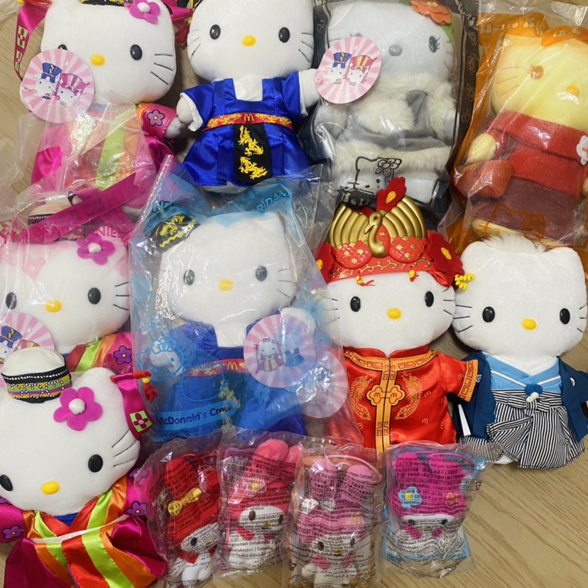 麦当劳正版Hello Kitty毛绒玩偶婚纱 韩服一对 美乐蒂挂件